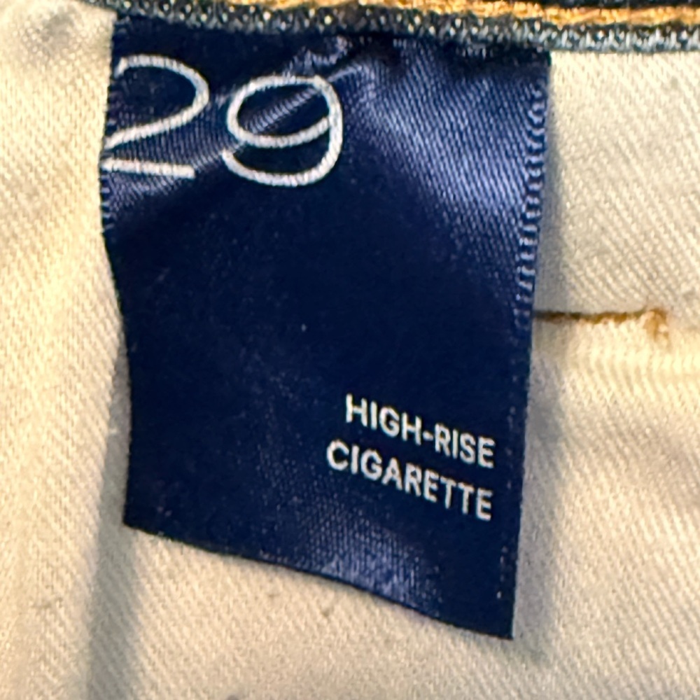 Anthropologie Pilcro High Rise Cigarette Distressed Rae Hem Jeans Size 29 - Picture 12 of 15